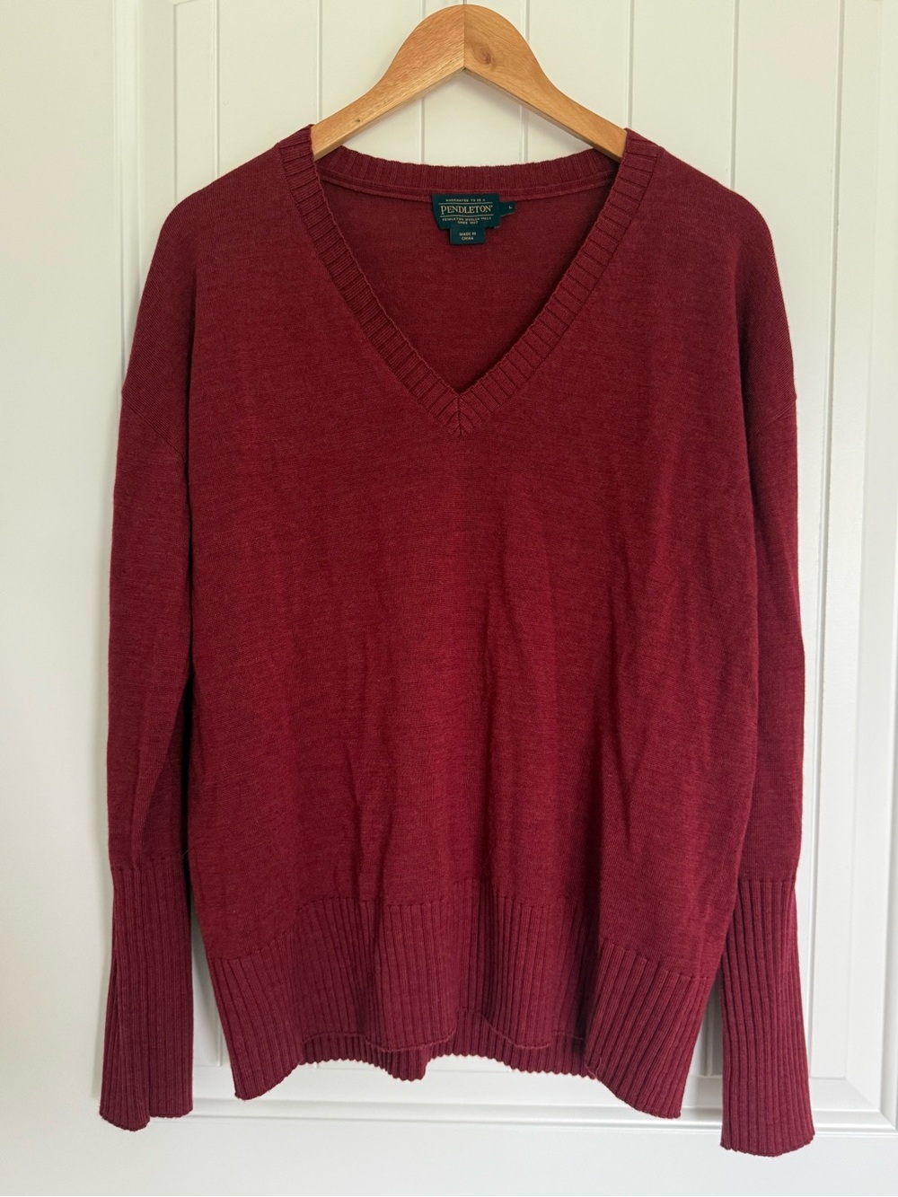 Pendleton Merino Wool V-Neck Sweater Burgundy Red Large Oversized Grandpa Core